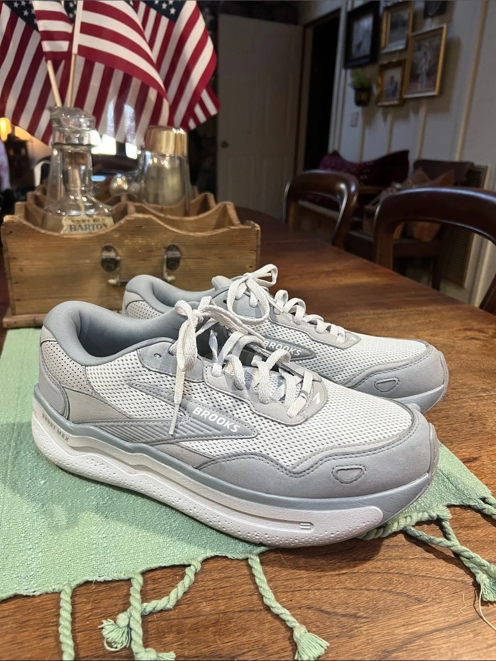 Brooks Ghost Max SE Running Shoes